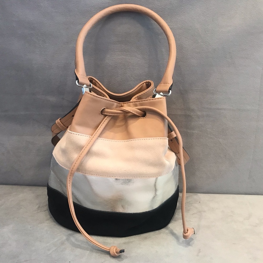 H&M Block Patterned Bucket Bag - image 7